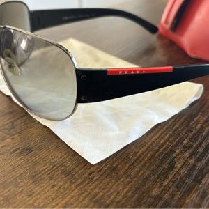 Men’s/ Unisex Authentic Prada vintage Linea Rossa sunglasses.